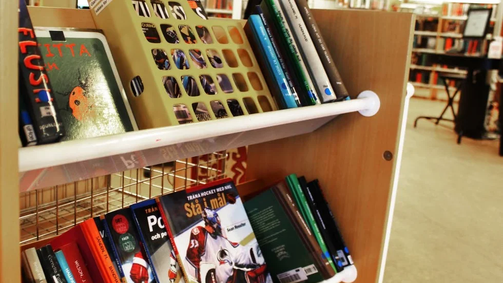Västervik. Under sommaren säljer biblioteket utgallrade böcker.