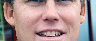 Nu svarar bageriägaren på kritiken