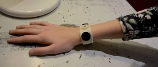 Filtad ull blir armband när unga får skapa