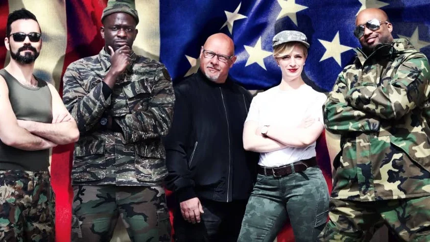 Komiker. Ryan Bussell, Yemi Afolabi, David T. Weaver, Kathryn LeRoux och Jonathan Rollins.