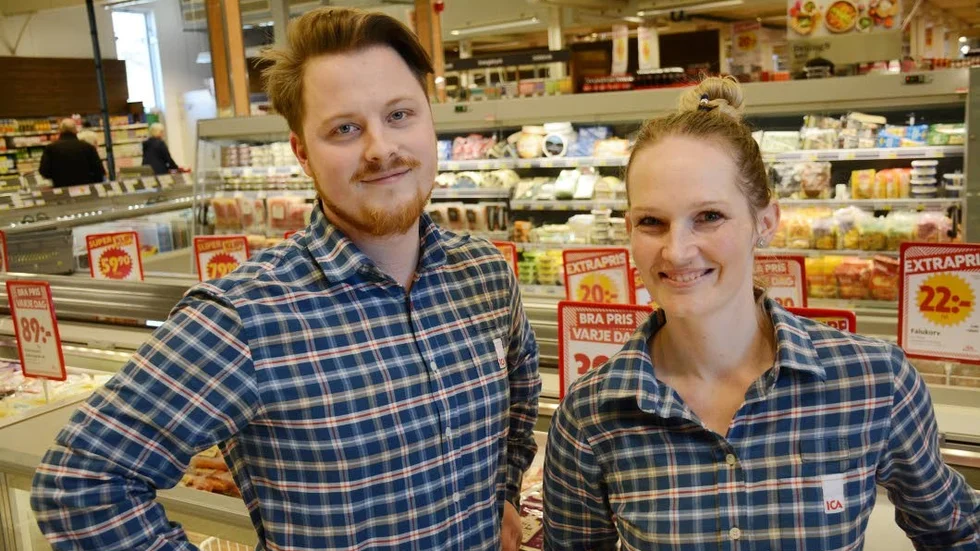 Dennis Dahlin och Frida Hamrin har satsa fem miljoner kronor på att utveckla och förnya butiken de tog över för snart två år sen. "Vi ser en stor potential i Vimmerby" säger de.