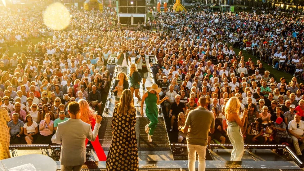 Diggiloo. Solen sken över artister och publik när Diggiloo arrangerades på Bökensved 2016.