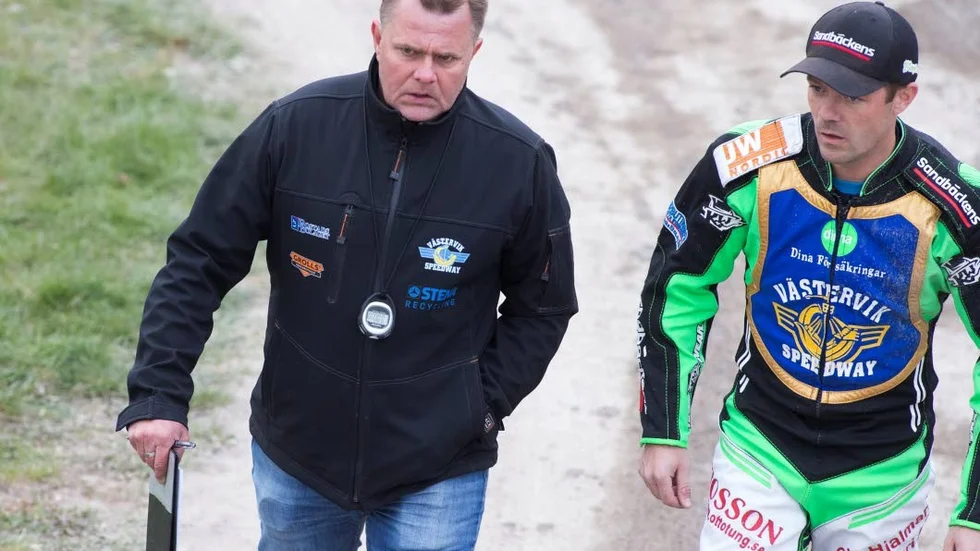 Västervik Speedways lagledare Morgan Andersson och lagkaptenen Peter Ljung.