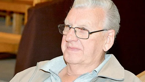 P-O Ilhammar har skrivit lustspelet "Hotell Royal Hilton".