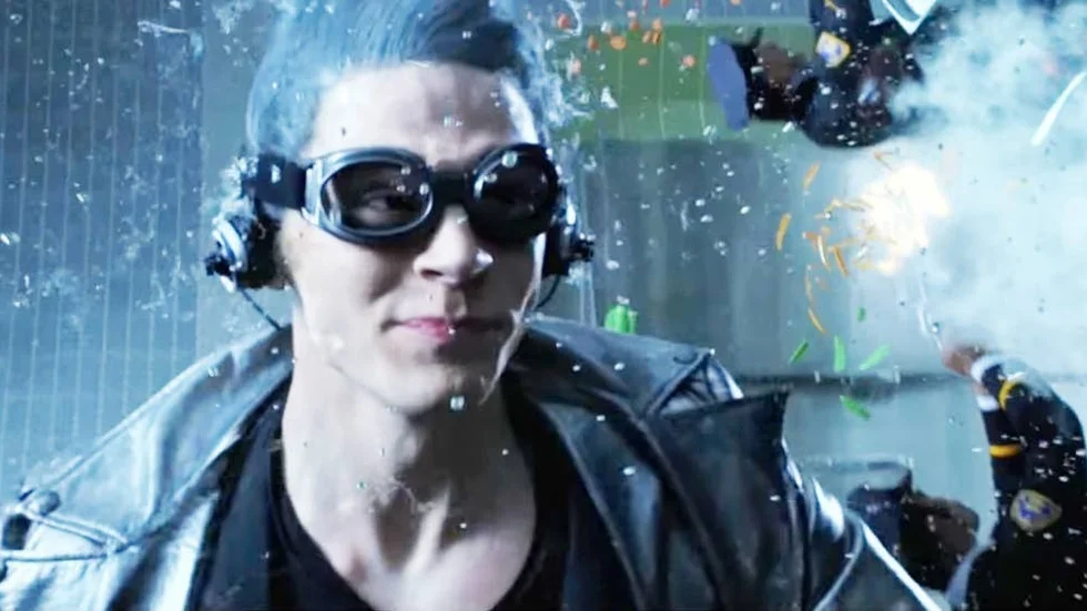 Quicksilver. Den supersnabbe supehjälten (här spelad av Evan Peters) är så snabb att han hann slinka över till Avengers mellan två X-men-filmer.