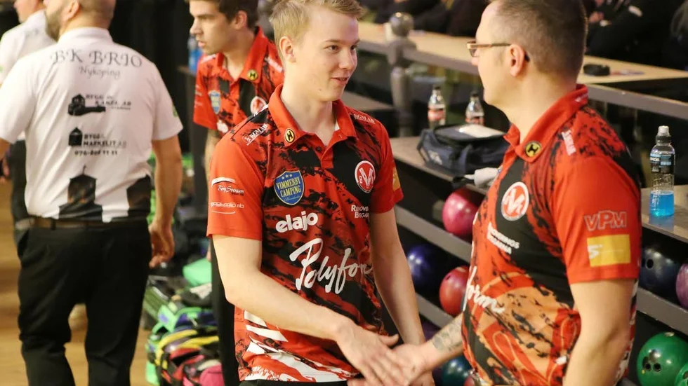 Två av VBK:s bästa spelare i matchen, Albin och Peter Sandberg.