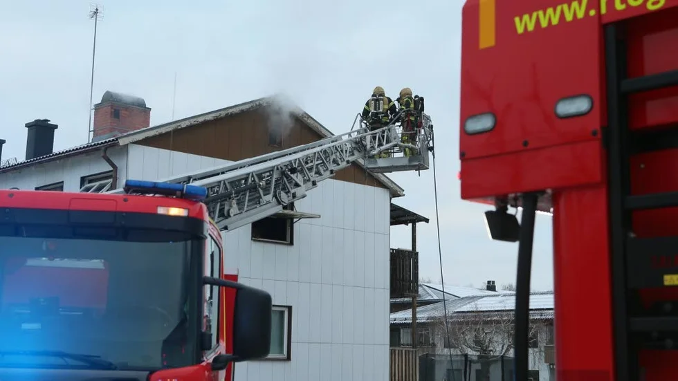 Branden bröt ut under söndagsförmiddagen.