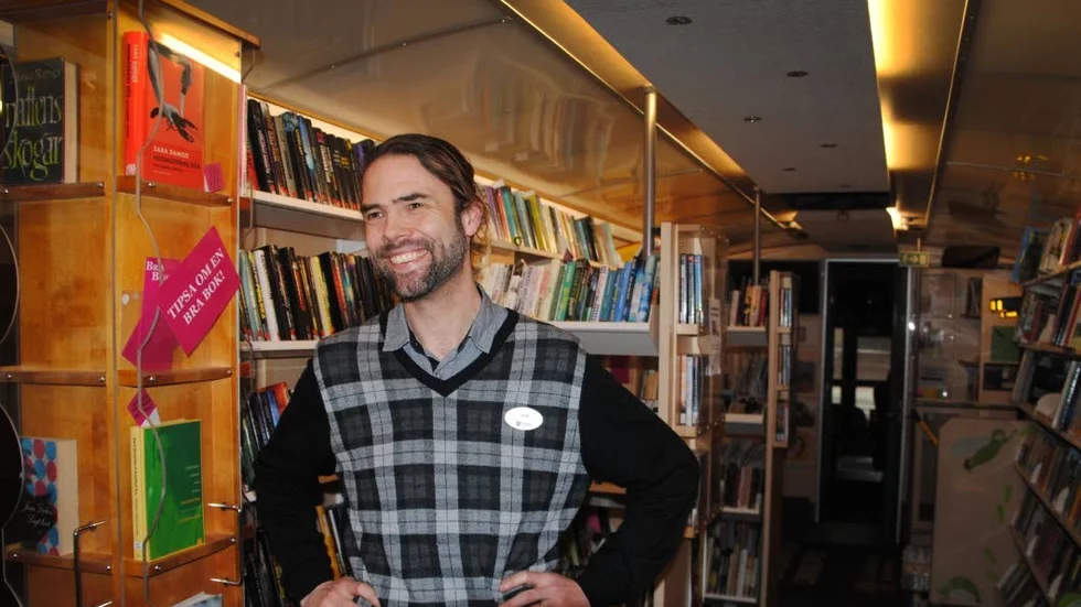 Joel Hedlund. Han blev bibliotekarie för att han ville bidra med något till samhället.