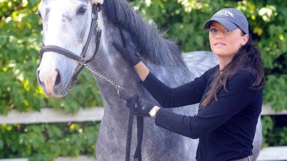 Vimmerbyryttaren Sandra Fransson har gått till final i Elmia Scandinavian Horse Show i Jönköping med Ayela.