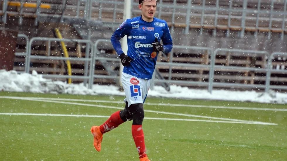 Förre Vimmerby-anfallaren Simon Alexandersson  gjorde sitt nionde mål i Superettan i går kväll. Foto: Ossian Mathiasson