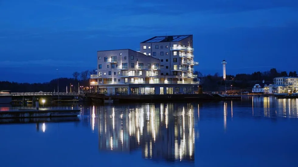 Väcker debatt. Hur presenterade kommunen upplägget för affären då fastigheten på Slottsholmen såldes för åtta år sedan? Frågan har vaknat till liv efter en ledare i VT.