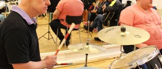 Glädjekällan medverkar i musiktävling