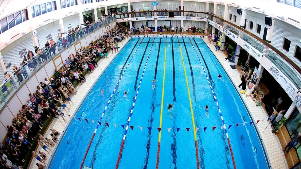 Dyk. Det kan bli så att man kan få det här perspektivet även i Motalas nya simhall.