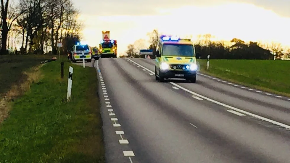 Kollision. Det var på riksväg 50 som en mc-förare körde in i en personbil.