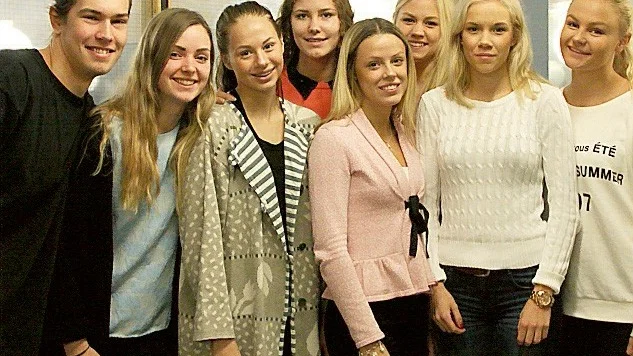Balkommitte representanterna: Joel Bergles, Louise Ek och Erika Schults från Berzeliusskolan, Linnéa Claesson och Ellinor Svalberg från Katedralskolan och Alva Berendsen, Louise Lyck och Daniela Kindstrand från Folkungaskolan.