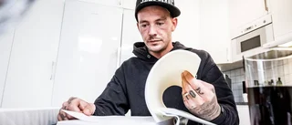 Youtubeprofilen polisanmäls för förtal