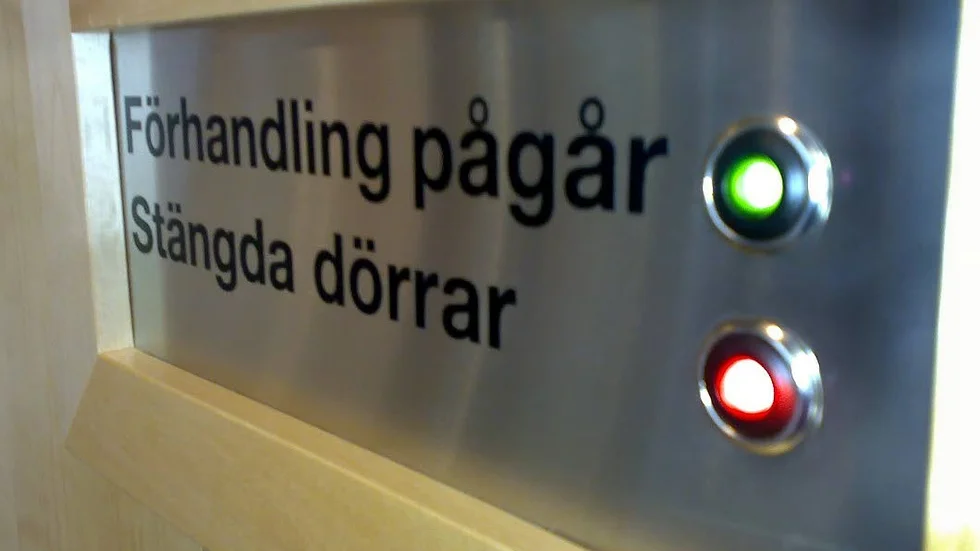 Misshandel. Mannen i 30-årsåldern åtalas efter att ha skallat sin sambo.