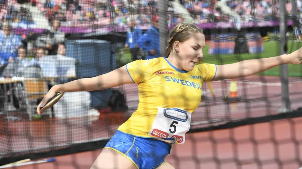 Bronsmedaljör. Anna Karlsson slog till redan i första omgången och säkrade medaljen i SM.
