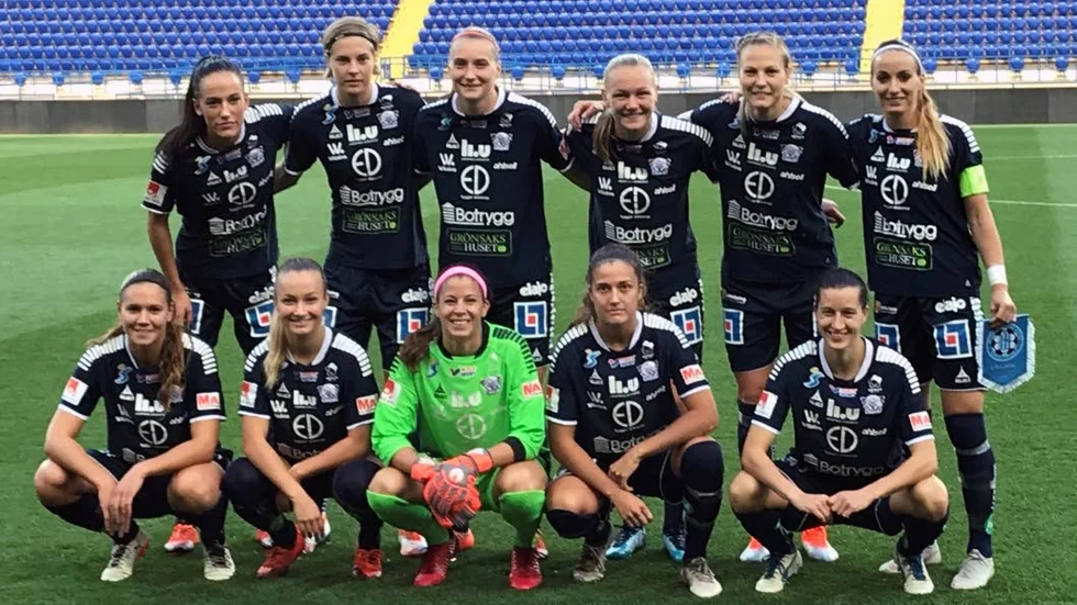 Storlaget Linköpings FC har inlett Champions league och gjorde det på Metalist stadium i Kharkiv. Fotbollsresans avsnitt 18 handlar om CL-premiären, lite runt omkring.