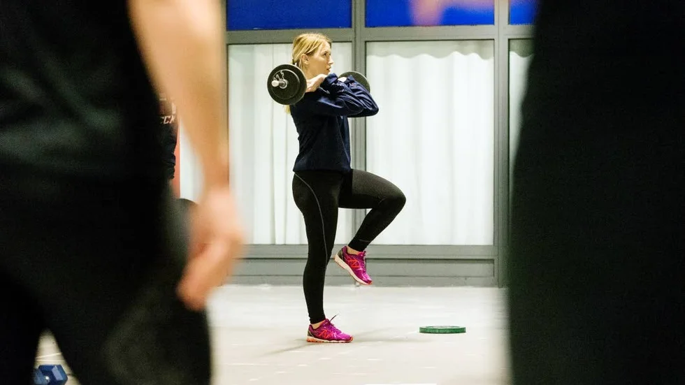 Nu måste Emma Holmbom och hennes LHC lyfta för att SM-slutspelet inte ska ta slut i helgen.