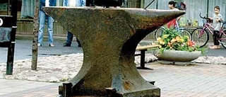 Segel som gjutet för Storebro