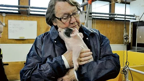 Marit gillar djuren och djuren gillar Marit.