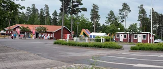 Skadegörelse på resorten – avföring i servicehus