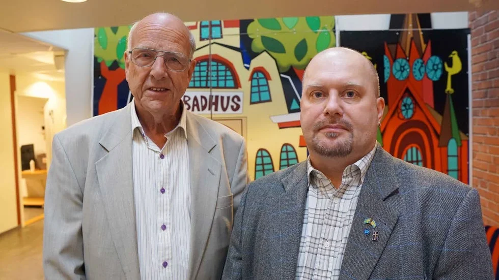 Tommy Ivarsson och Dan Larsen (SD) tror att kommunen står inför tuffa tider ekonomiskt.