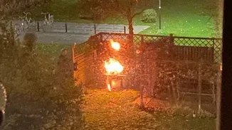 En brand i en grill utbröt på onsdagskvällen.