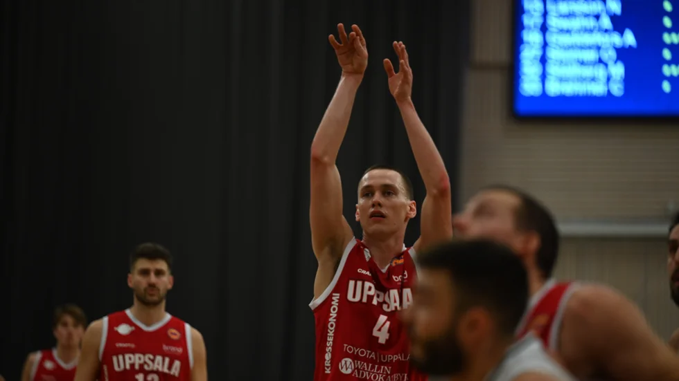 Peter Stümer gjorde hela 26 poäng för Uppsala Basket under söndagskvällen.