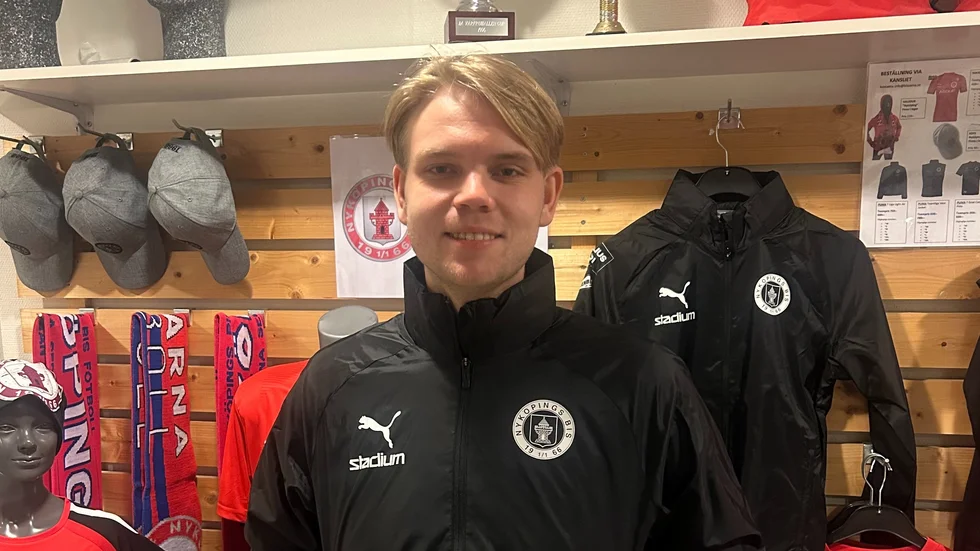 Några dagar in på det nya året börjar Lotorpskillen Carl Molund jobbet som Bissarnas nya ungdomsansvarige.