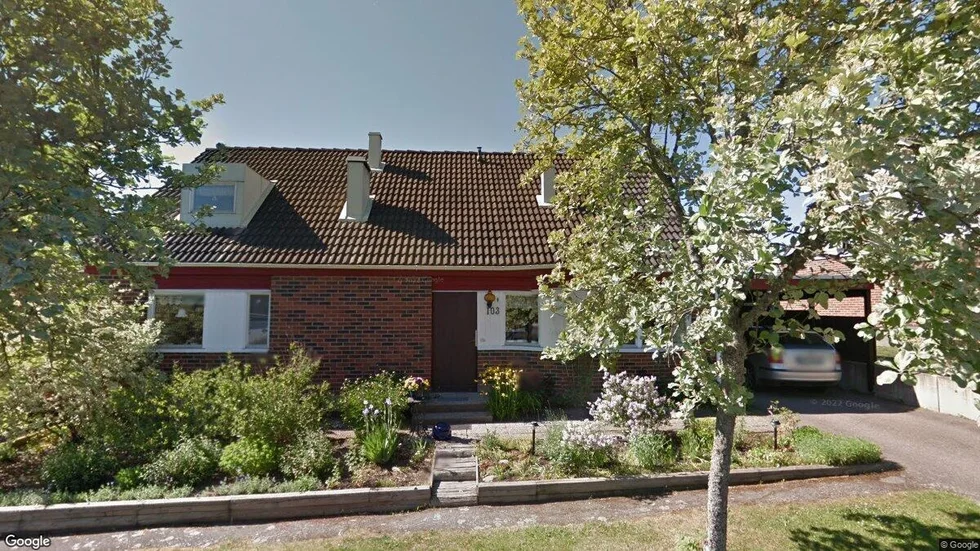 Lövsbergsvägen 103