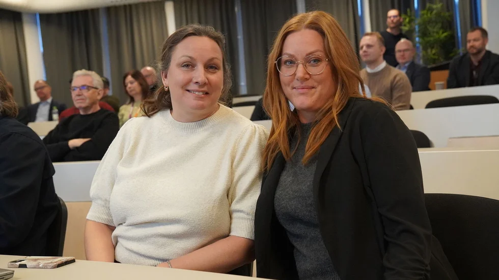 Sofie Westerlund och Maria Björkman talade om 750-årsjubileet i Gamleby.