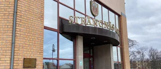 Dags att politikerna i Strängnäs tar befälet