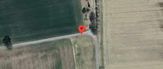 Brinnande fordon påverkar trafiken på väg 994