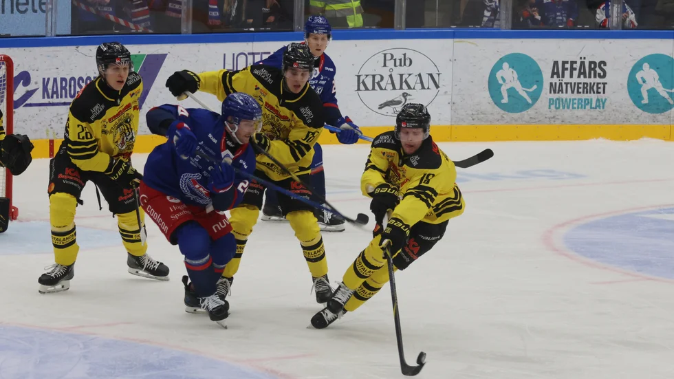Vimmerby mötte Oskarshamn borta.