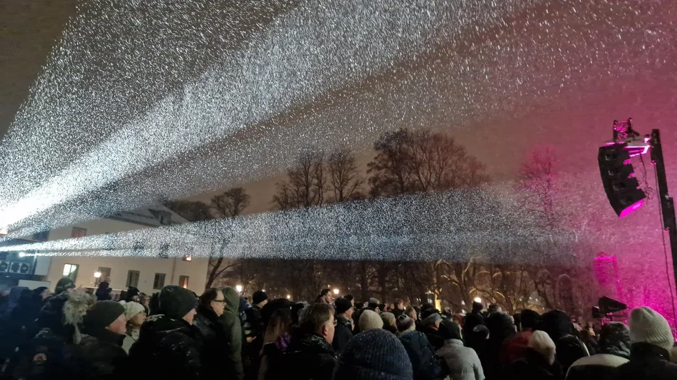 Nyårsfirande på borggården. 