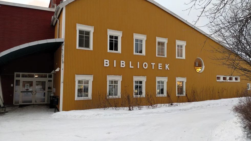 Tornedalens bibliotek i Övertorneå kräver i dagsläget inga personuppgifter av sina låntagare som är kopplat till bank-id.