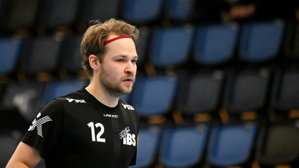 Bill Hedqvist och hans Skellefteå IBS föll trots att man gjorde tio mål framåt.