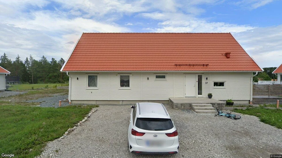 Åkerbyslingan 37
