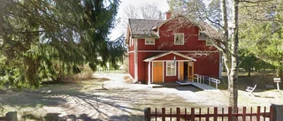 92 kvadratmeter stort äldre hus i Rimbo sålt till ny ägare