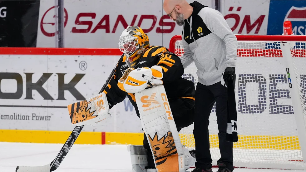 Gustaf Lindvall tvingades bryta matchen mot Linköping och blir nu borta en tid. 