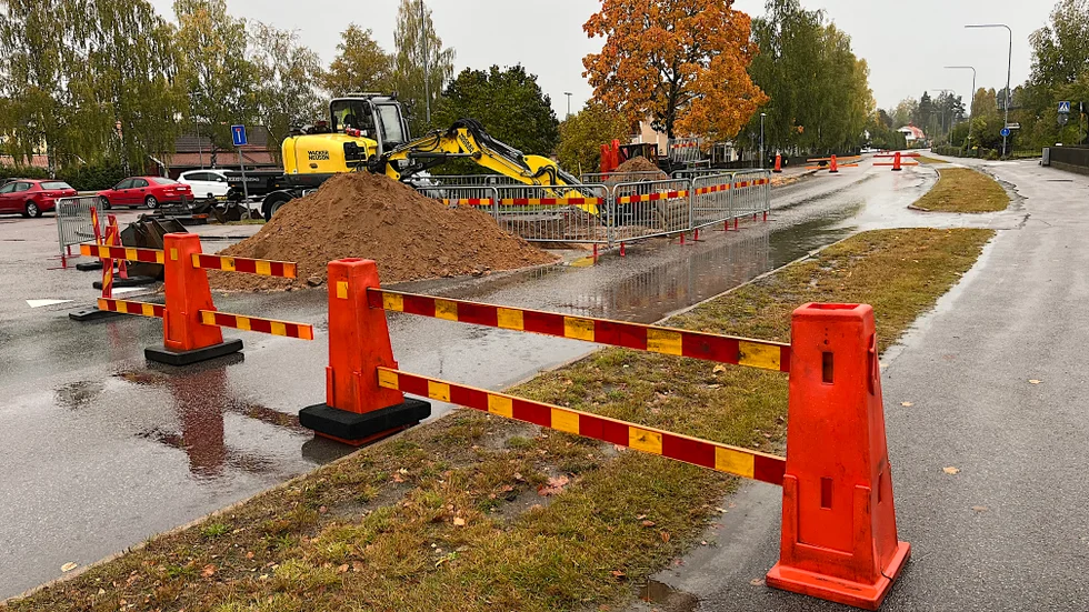 En vattenläcka har upptäckts på Västra Långgatan i Hultsfred. Under onsdagen är en del av gatan avstängd för att man ska kunna åtgärda problemet.