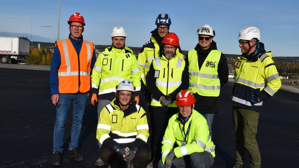 Övre raden från vänster: Per-Erik Morén, Skellefteå Airport, Simon Olofsson, Skanska, Robin Björnlind, Skanska, Anders Rehnström, Skanska, Patrik Larsen, Skellefteå kommun, David Nordberg, skanska. Sittande: Martin Lundholm och Daniel Nilsson, Skanska. 