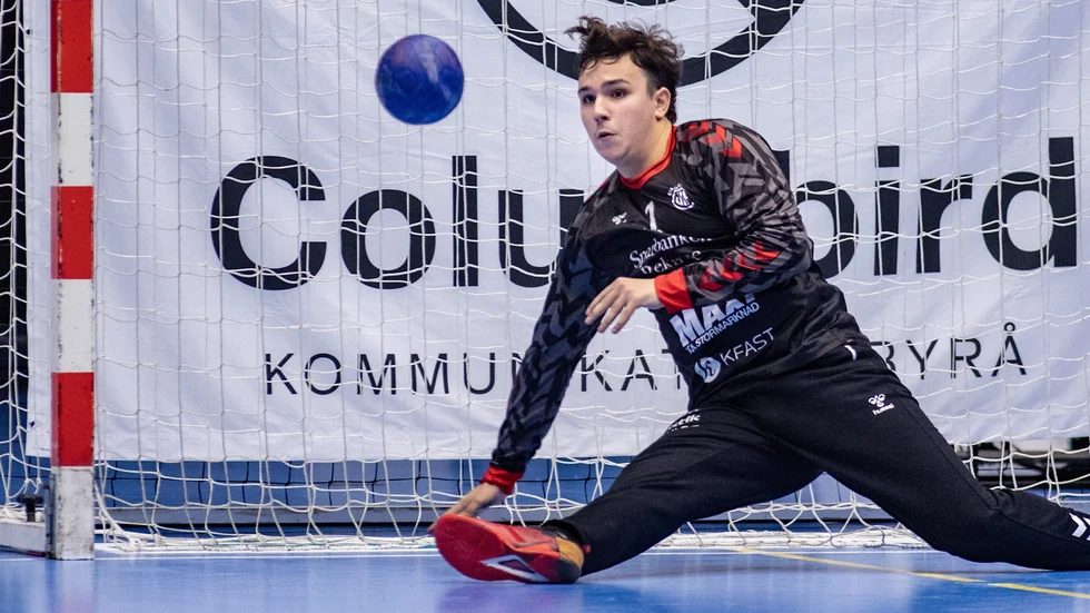 Marko Roganovic både räddade bollar och nätade för Guif.