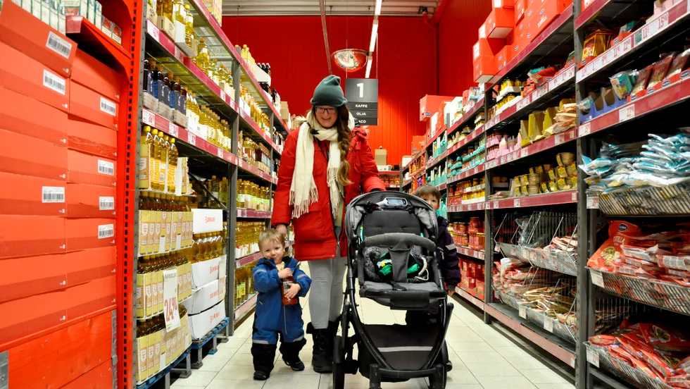 UNT följer med Veronica Björk på en vanlig handling. 
