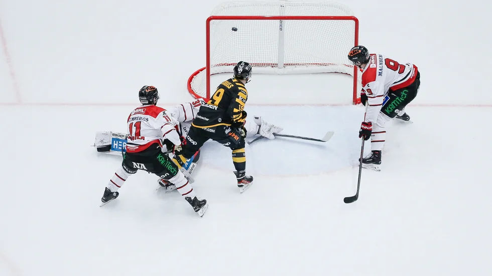 Martins Dzierkals klev fram i slutminuterna ch såg till att det blev tre nya poäng för Skellefteå AIK.