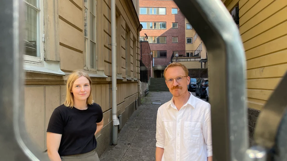UNT vandrade genom staden med arkitekterna Matilda Åström och Fredrik Nilsson, båda från White Arkitekter, som nyligen lett en stadsvandring i Uppsala för att visa stadens utvecklingsmöjligheter.