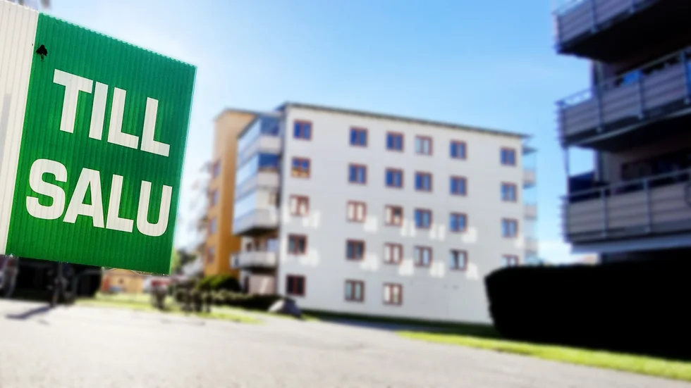 Varför listan ska vara hemlig ”tills man är mogen att ta beslutet politiskt” är för mig en gåta. Politik är ingen ost. 