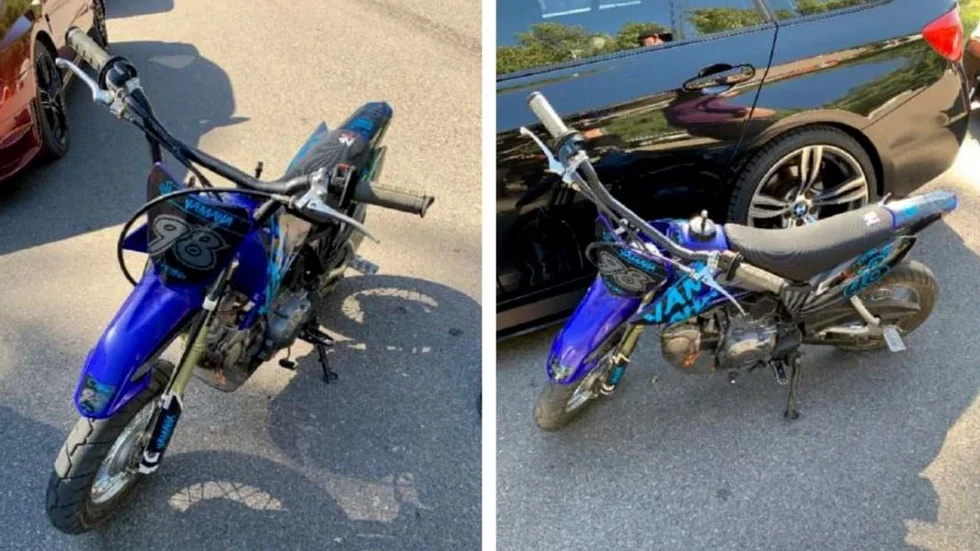 Den 23-årige mannen körde omkring på Mantorp park på en minicross. (Bilderna är hämtade ur förundersökningen.) 